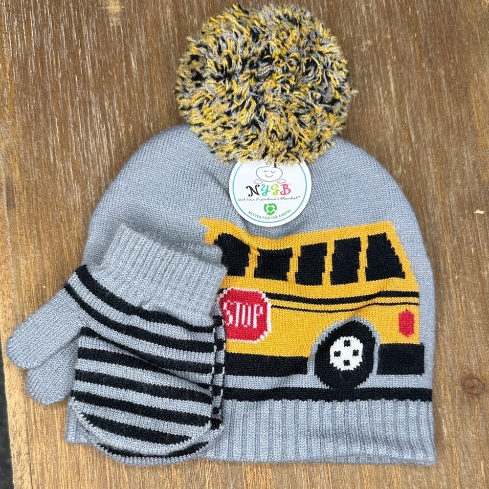 NYGB Not Your Grandma’s Blanket Hat & Gloves Mittens 12-24mos School Bus NWT